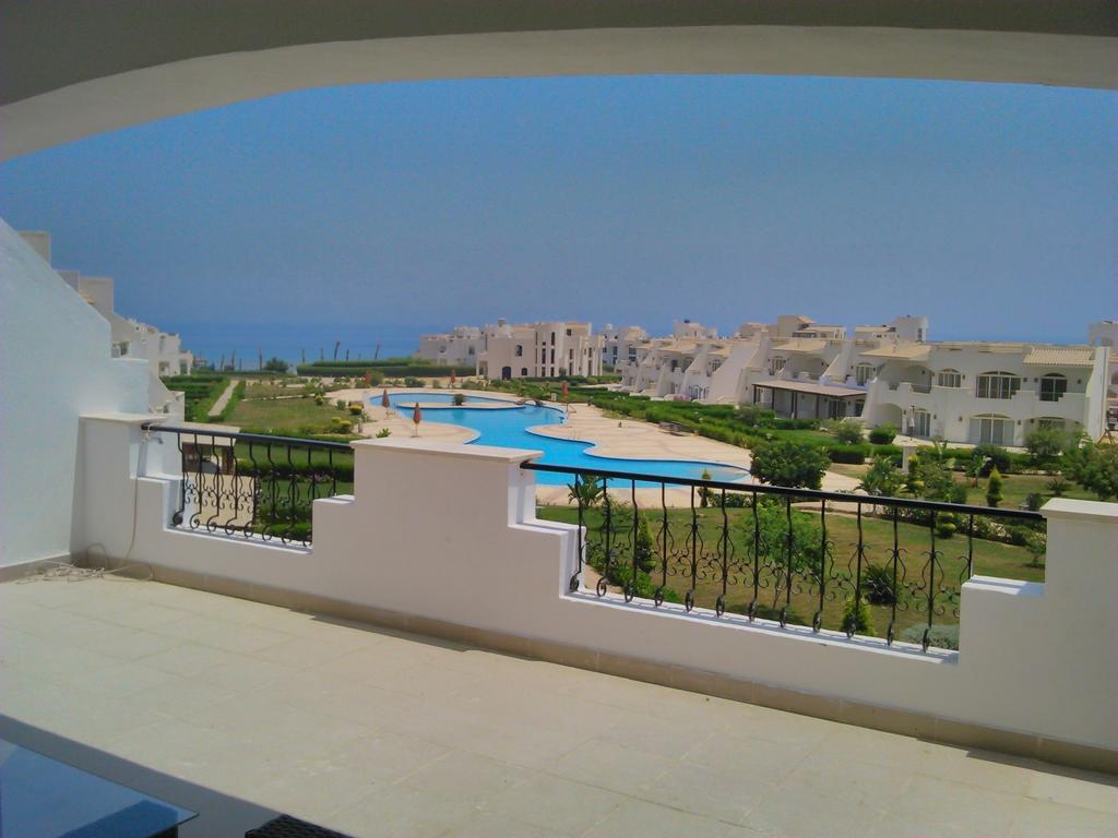 Three-Bedroom Apartment At Louly Beach Resort Ain Soukhna Pokoj fotografie