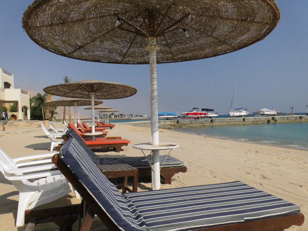 Three-Bedroom Apartment At Louly Beach Resort Ain Soukhna Exteriér fotografie