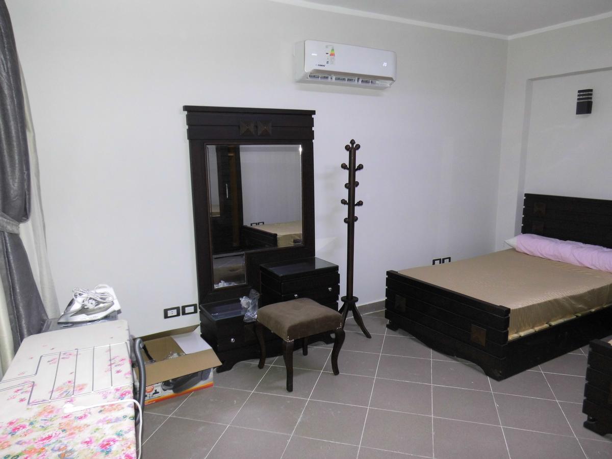 Three-Bedroom Apartment At Louly Beach Resort Ain Soukhna Exteriér fotografie